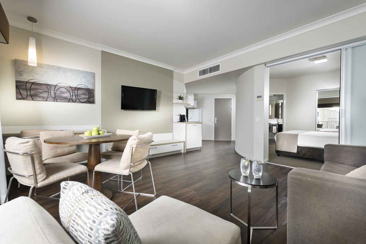Grand Hotel And Apartments Townsville Dış mekan fotoğraf