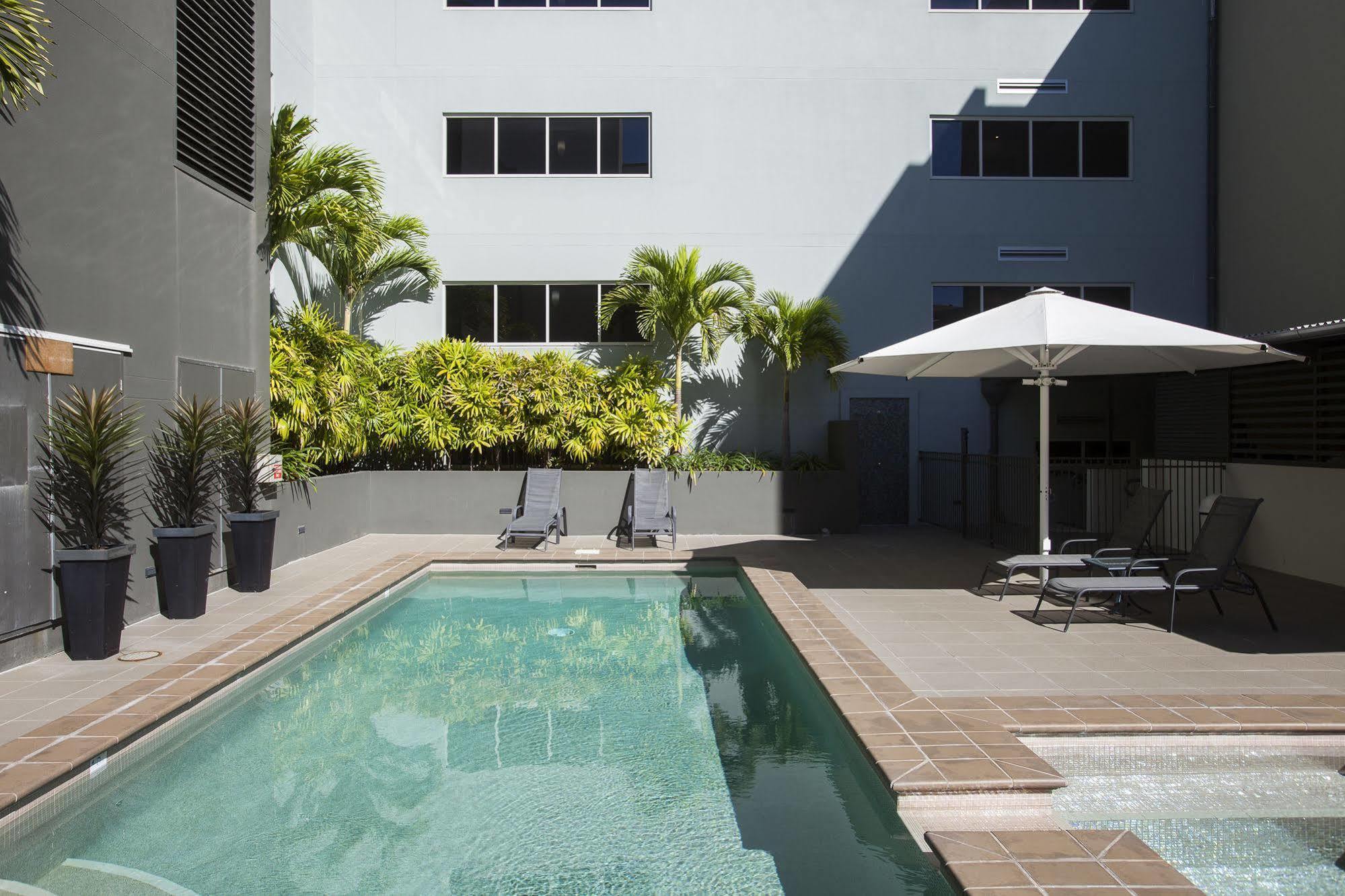 Grand Hotel And Apartments Townsville Dış mekan fotoğraf